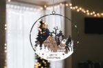 Raamdecoratie kerstlandschap "Santa" met 10 LEDs - ø25 cm